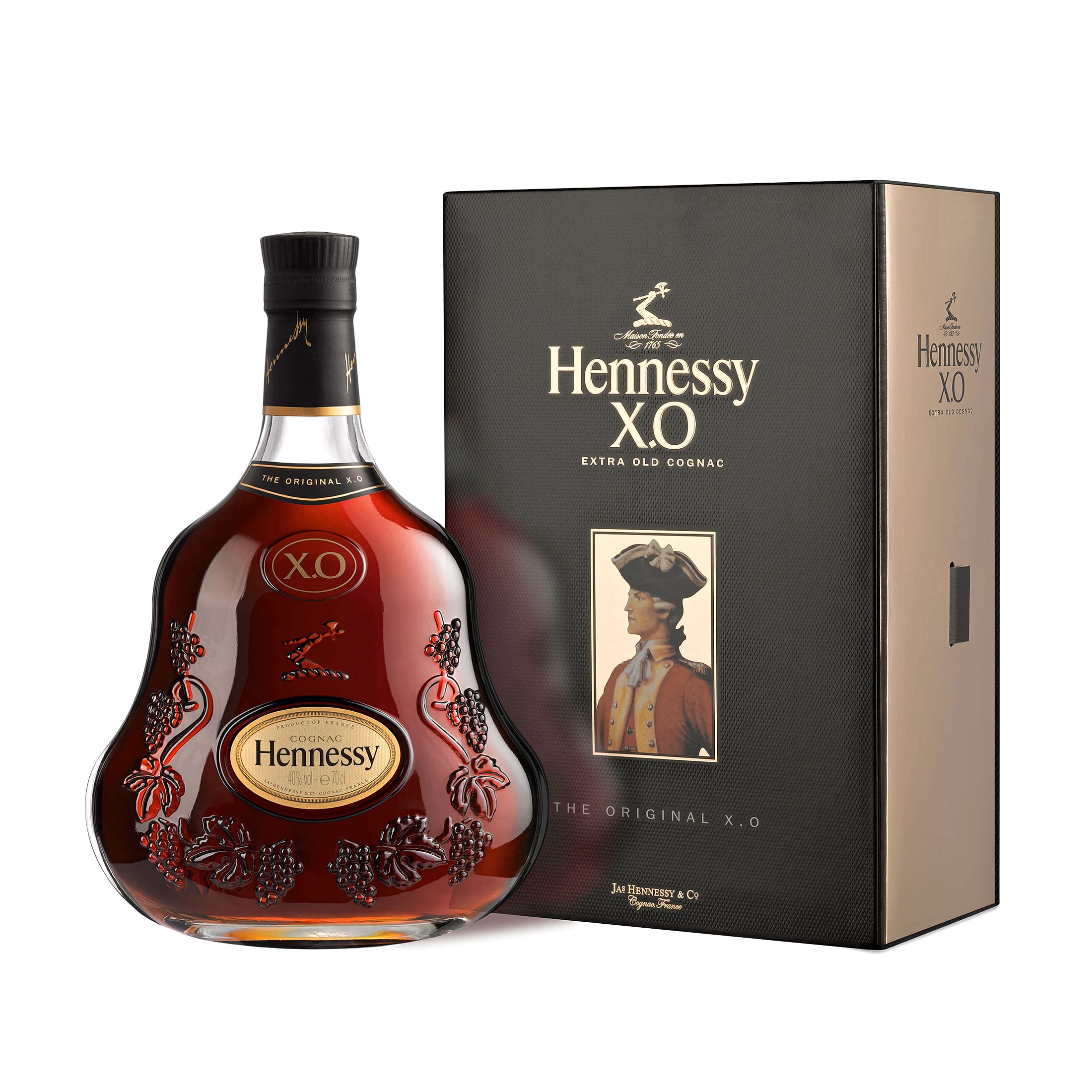 Hennessy X.O Extra Old Cognac in Gift Box 0.7L 40% Vol