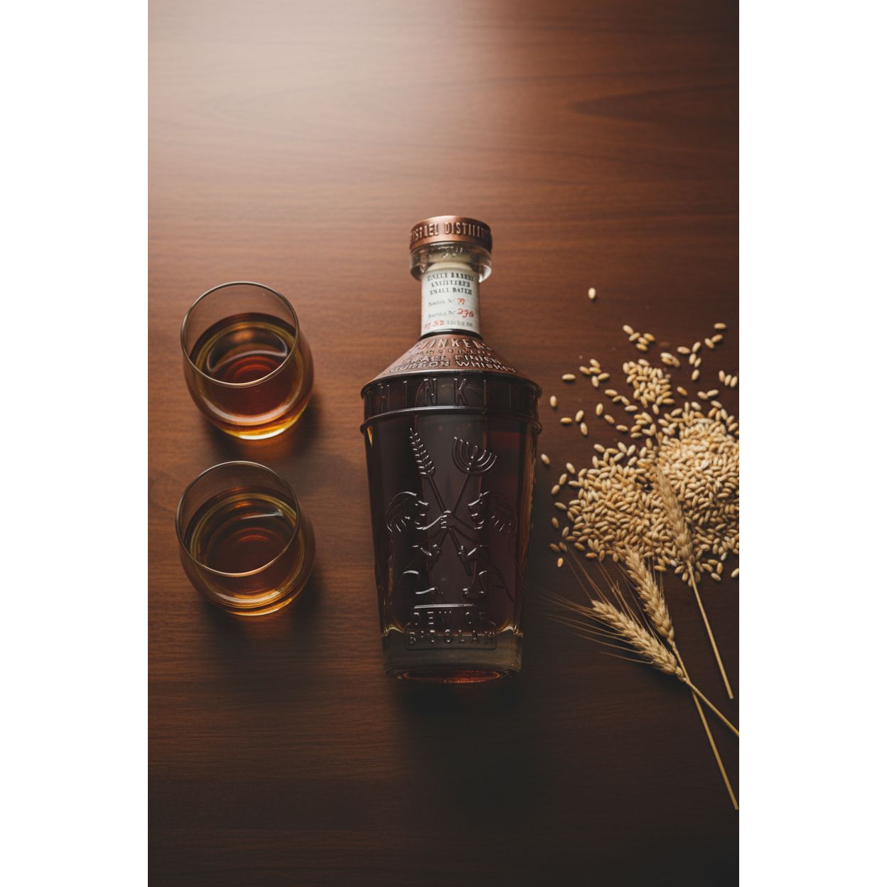 Thinkers Dew of B'Dolah Bourbon Whiskey - 700ml, 47% vol – Aromen von Vanille, Toffee & Schokolade